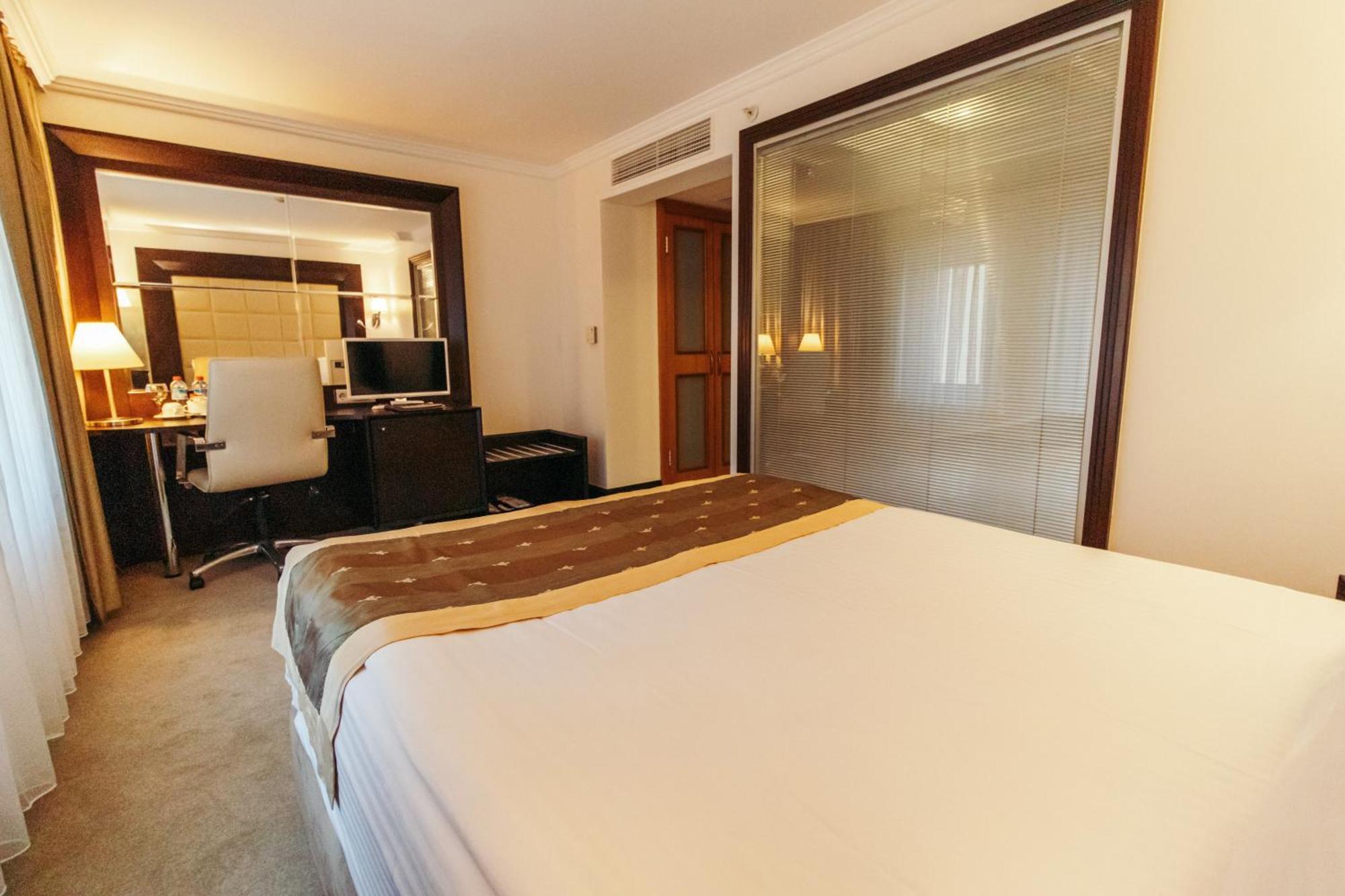 Otel Ck Farabi 4*