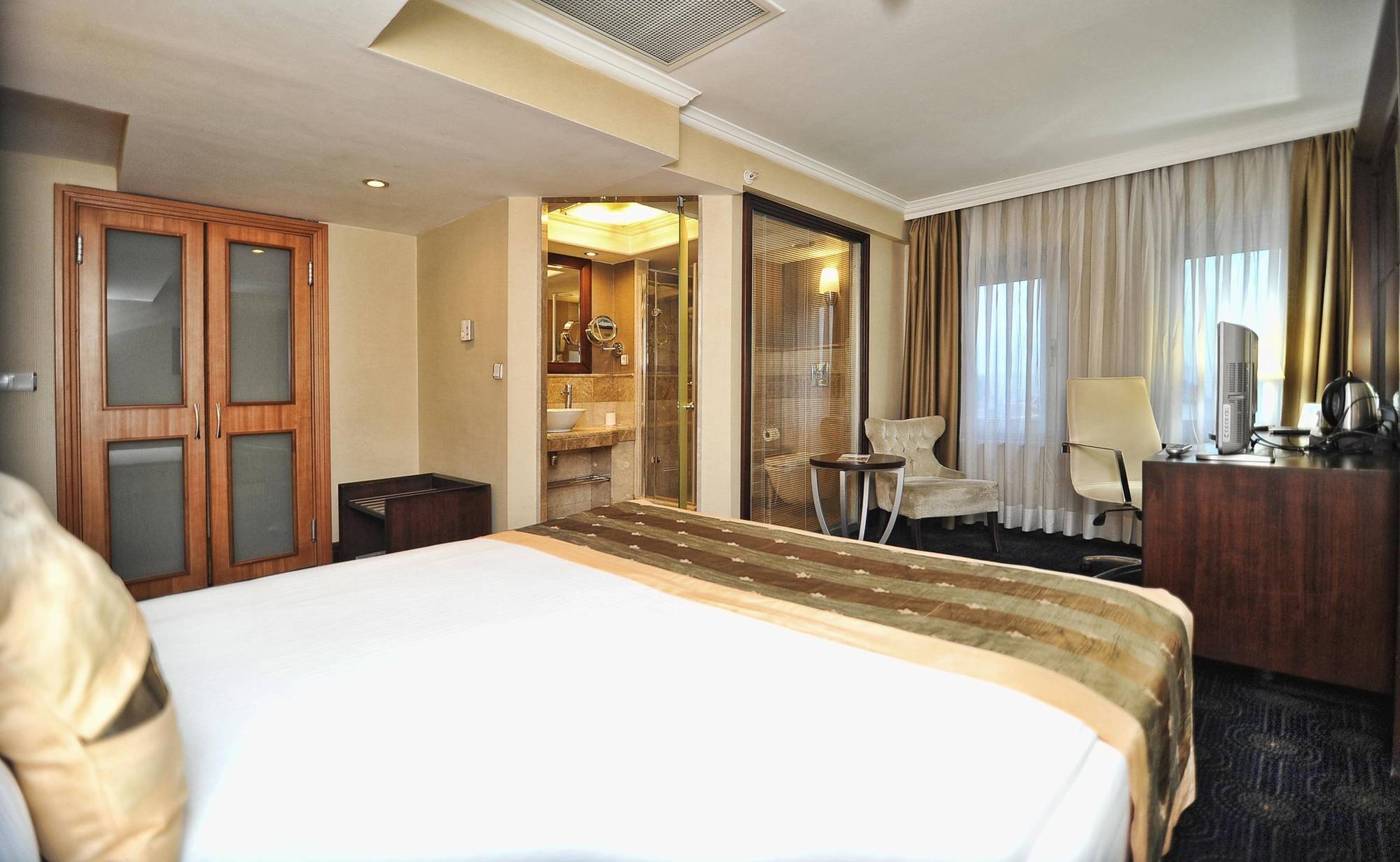 Otel Ck Farabi 4*